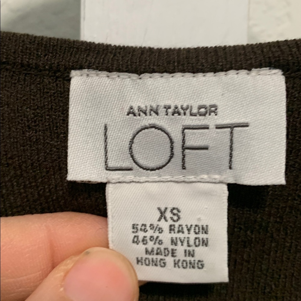 Y2K Ann Taylor Loft Dark Brown Ruffle Trim Ribbed Tank Top - Picture 3 of 7